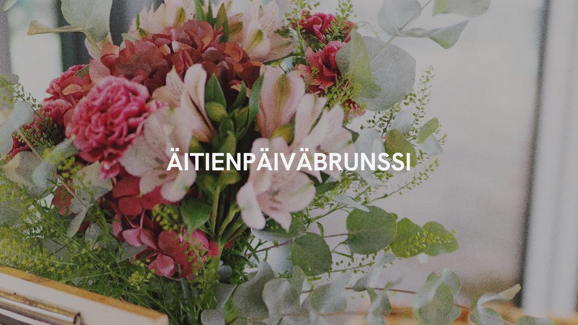 Äitienpäiväbrunssi Kuumassa